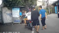 Viral Aksi Pemalakan Pengendara Mobil di Kebon Kacang Jakpus, Polisi Turun Tangan