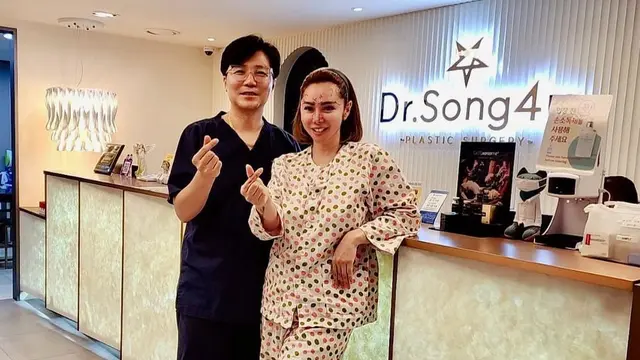 6 Potret Gaya Femmy Permatasari Liburan Sekaligus Lakoni Oplas di Korea Selatan