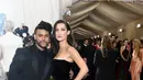 Meninggalkannya seorang diri, Bella hadid tak pernah merasa marah pada The Weeknd lantaran wanita cantik ini mengerti cara kekasihnya untuk menyuruhnya beristirahat dan menyembuhkan penyakitnya. (AFP/Bintang.com)