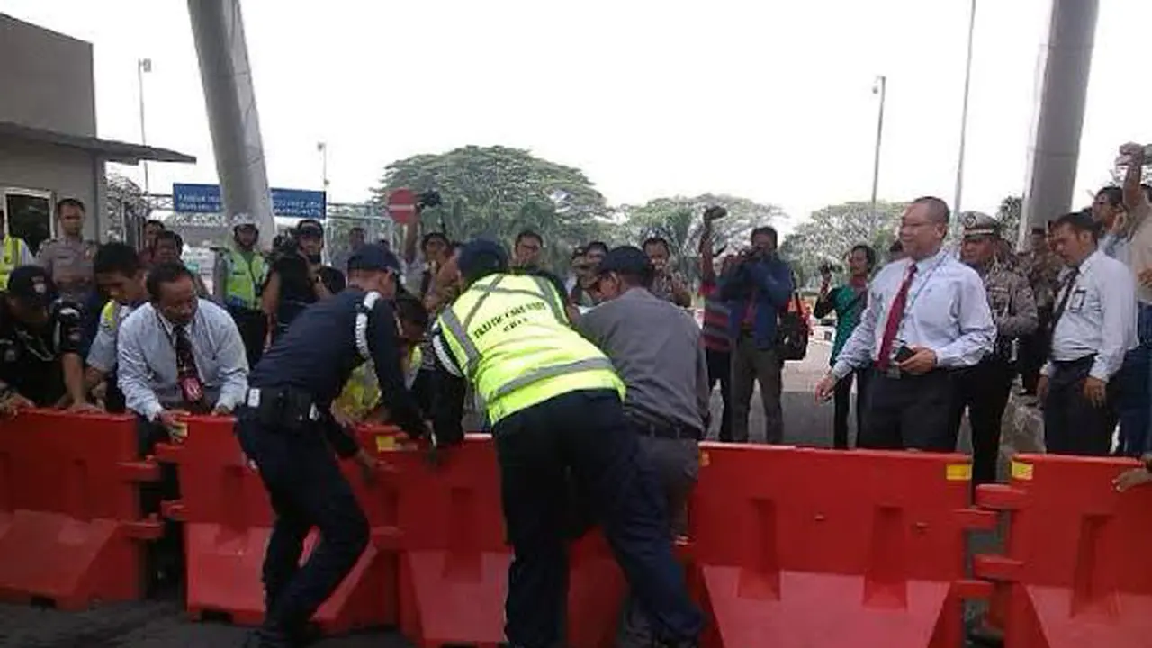 Jalan M1 Bandara Soekarno Hatta Resmi Ditutup 