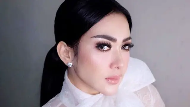 [Bintang] Syahrini