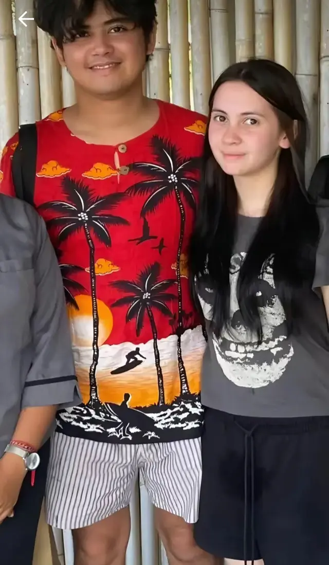 6 Potret romantis Aliando dan Richelle adik Sandrinna Michelle liburan ke Bali, go public?