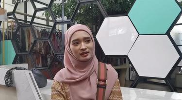 Inara Rusli Terlihat Siap Jalani Sidang Mediasi, Virgoun Pilih Bungkam Saat  Datang ke Pengadilan Agama - ShowBiz Liputan6.com