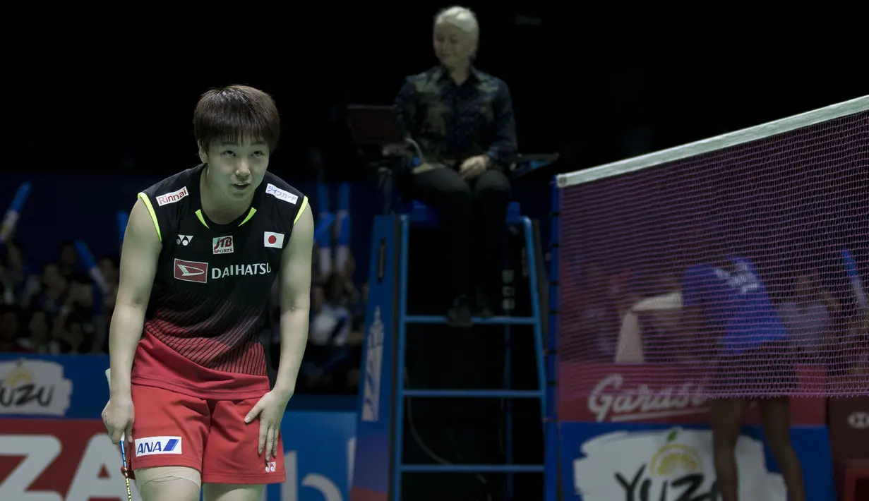 Tunggal putri Jepang, Akane Yamaguchi, berhasil mengalahkan Pusarla Sindhu pada Indonesia Open 2019 di Istora Senayan, Minggu (21/7). Akane menang 21-16 dan 21-18 dari Pusarla. (Bola.com/Peksi Cahyo)