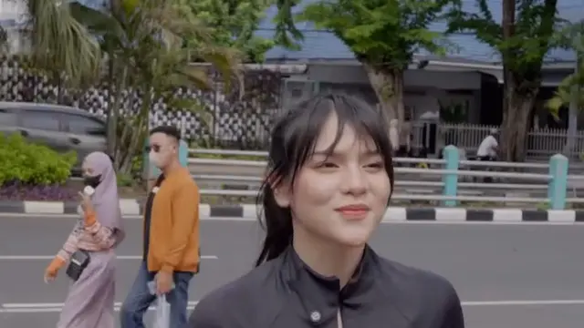 Potret Davina Karamoy ke CFD Surabaya (instagram/davinaakaramoy)