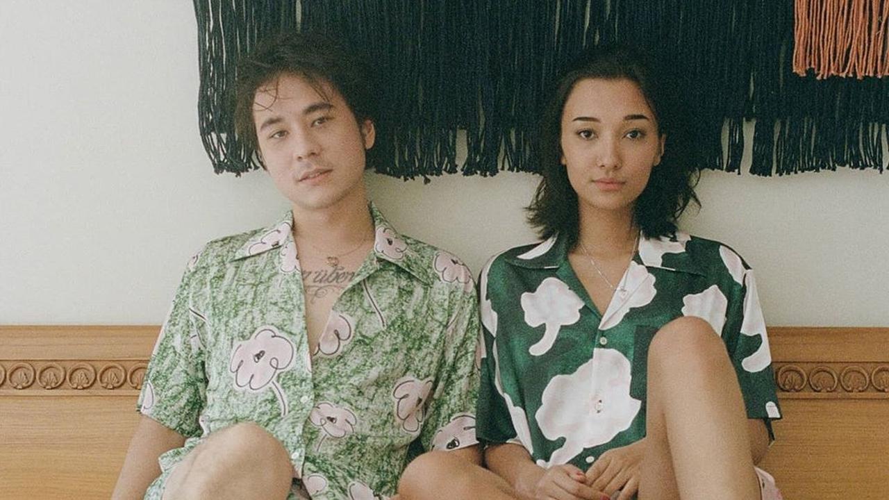 Potret Mesra Jerome Kurnia dan Carissa Perusset