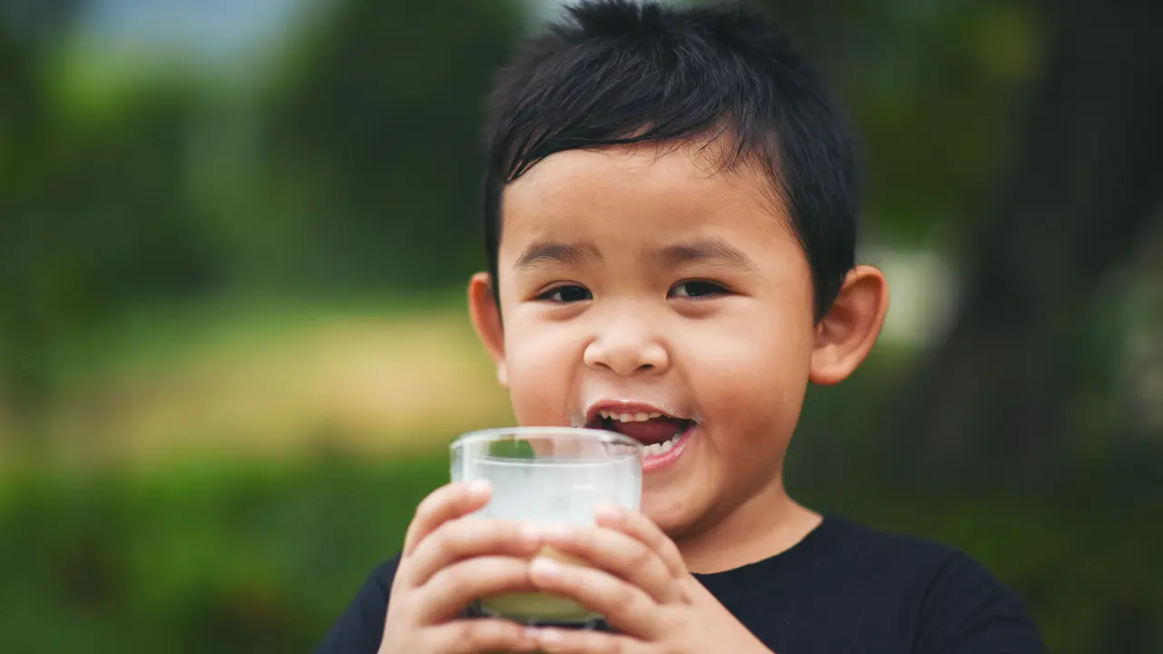Peringati World Allergy Awareness Day, Danone Indonesia Dorong Kesadaran SADAR Alergi Susu Sapi [Dok/freepik.com]