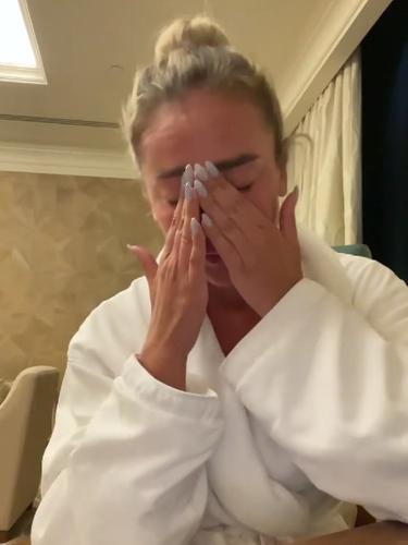 Influencer Rusia Menangis Tersedu-sedu akibat Putin Berlakukan Larangan Instagram