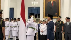 Gibran Kukuhkan 76 Paskibraka yang Bertugas saat Upacara HUT RI di Istana