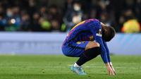 Striker Barcelona, Ferran Torres, setelah pertandingan kontra Napoli pada ajang Liga Europa 2021/2022 di Stadion Camp Nou, Jumat (18/2/2022) dini hari WIB. (AFP/Josep Lago)