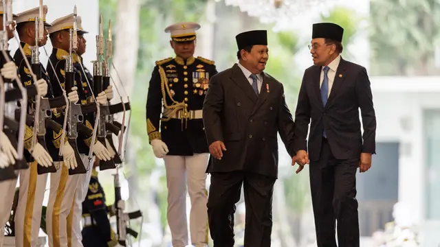 Presiden Prabowo Subianto Sambut Kedatangan PM Malaysia Anwar Ibrahim