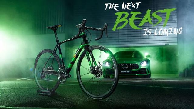 Mercedes-Benz Rotwild