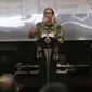 Presiden RI Joko Widodo saat membuka perdagangan saham 2016 Bursa Efek Indonesia, Jakarta, Senin (4/1). Berdasarkan keterbukaan BEI, Indeks Harga Saham Gabungan (IHSG) ditutup pada level 4.593,0 pada 30 Desember 2015. (Liputan6.com/Angga Yuniar)