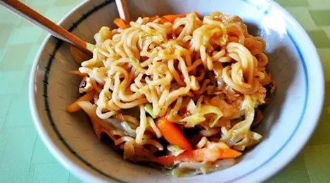 Resep Mie Goreng Dengan Kubis Gurih Pedas Enak Banget Lifestyle Fimela Com