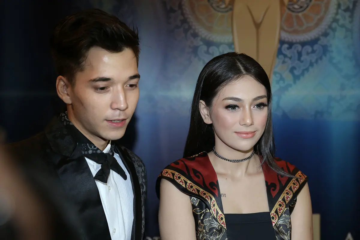 [Bintang] Celine Evangelista dan Stefan William