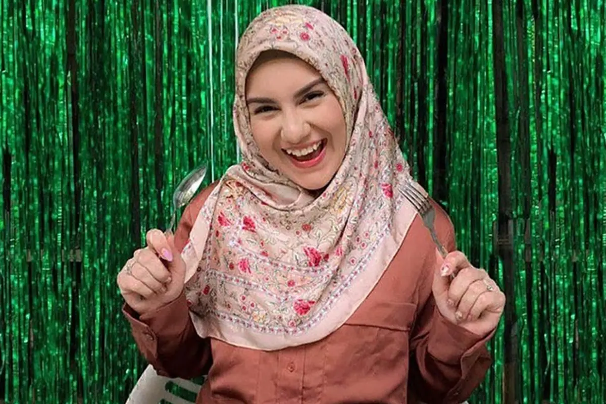 Potret Irish Bella Saat Tersenyum Lepas, Netizen: Dia Layak Bahagia