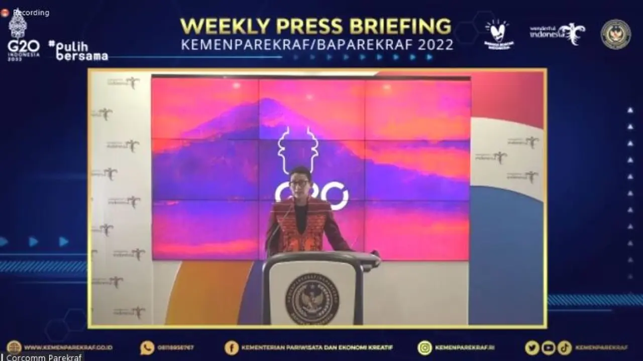 Menparekraf Sandiaga Uno di Weekly Press Briefing