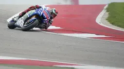 Jorge Lorenzo saat melakukan sesi kualifikasi di Circuit of The Americas (COTA), Minggu (12/4/2015) dini hari WIB. (AP Photo/Darren Abate)