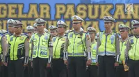 Sejumlah polisi lalu lintas mengikuti apel Operasi Patuh Jaya 2019 di Lapangan Promoter Polda Metro Jaya, Jakarta, Kamis (29/8/2019). Polda Metro Jaya menggelar operasi lalu lintas bersandi Operasi Patuh Jaya 2019 selama 14 hari dari 29 Agustus hingga 11 September 2019. (merdeka.com/Imam Buhori)