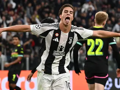 Pemain Juventus, Kenan Yildiz melakukan selebrasi setelah mencetak gol pertama timnya ke gawang PSV Eindhoven pada laga Liga Champions 2024/2025 di Juventus Stadium, Turin, Italia, Rabu (18/09/2024) WIB. (AFP/Isabella Bonotto)