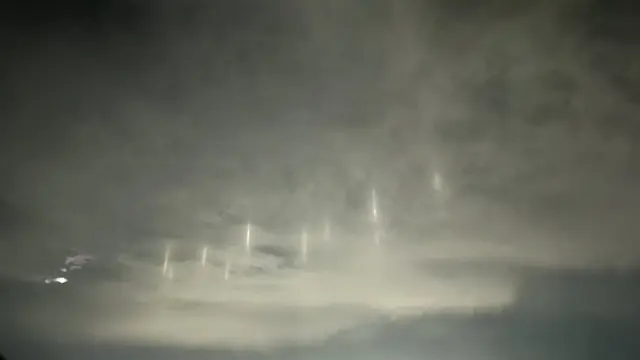 Penampakan 9 Cahaya di Langit Jepang