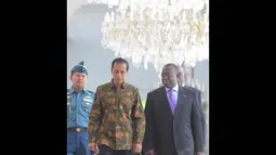 Kunjungan Wapres Angola, Manuel Domingos Vicente, untuk menjalin kesepakatan kerja sama dengan pemerintahan Jokowi-JK, Jakarta, Jumat (31/10/2014). (Liputan6.com/Herman Zakharia)  