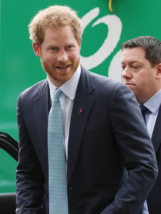 Namun sampai saat ini belum ada kejelasan tentang hubungan yang terjalin antara Emma Watson dan Pangeran Harry. (AFP/Bintang.com)