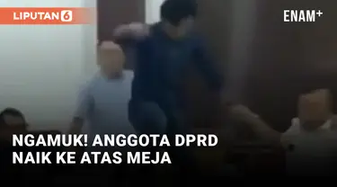 Edan! Anggota DPRD Batam Naik ke Atas Meja Saat Rapat