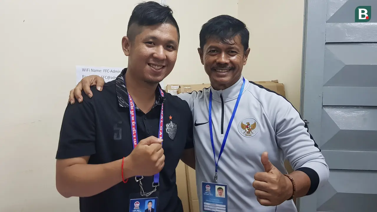 Indra Sjafri bersama jurnalis Kamboja