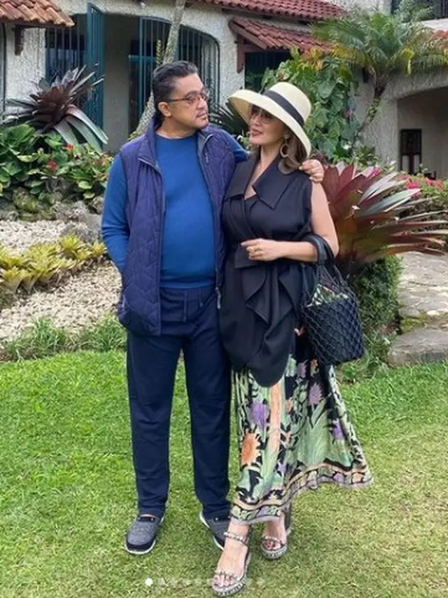 Dede Yusuf dan Istri