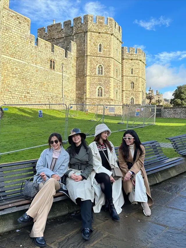 Enzy Storia dan Hesti Purwadinata liburan (Intagram/hestipurwadinata)