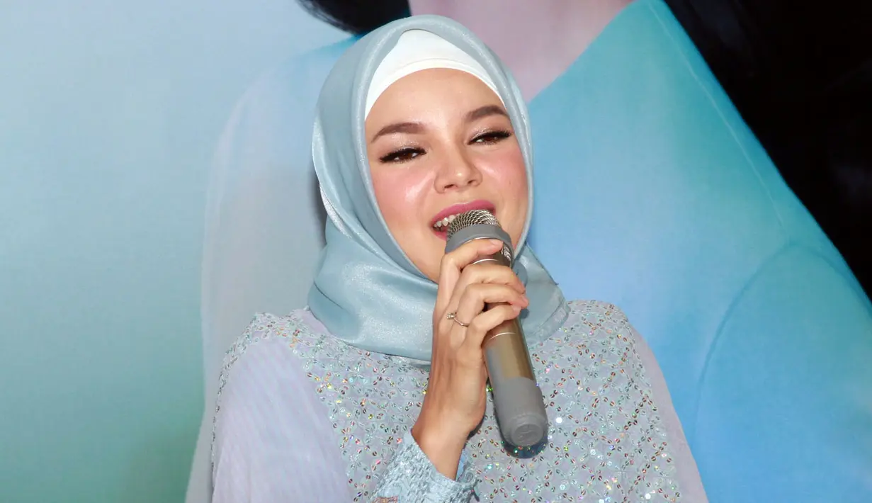 "Biasanya kita kumpul, keluarga Mas Agus itu kan keluarga yang sangat besar.Mulai dari keponakan sampai kakak adiknya mas Agus itu rame banget.Jadi buat aku itu udah kayak suatu liburan, hiburan dan refreshing luar biasa,"ujarnya.(Nurwahyunan/Bintang.com)