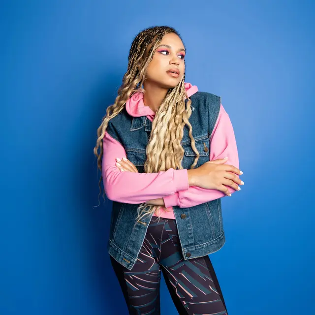 10 Ide Mix and Match Outfit Denim Wanita Biar OOTD Sehari-hari Makin Stunning