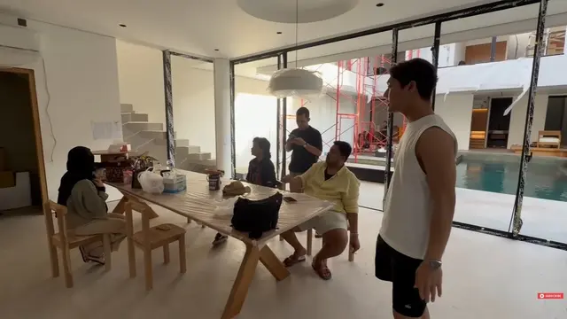 Desain Dapur dan Meja Makan Villa Lesti Kejora di Bali