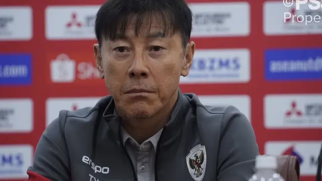 Pelatih Timnas Laos Sapa Awak Media dengan Bahasa Indonesia, Bikin Kaget