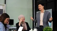 Apa yang Harus Dilakukan Kalau Kamu Tidak Disukai Rekan Kerja? Lakukan 10 Cara Profesional Ini