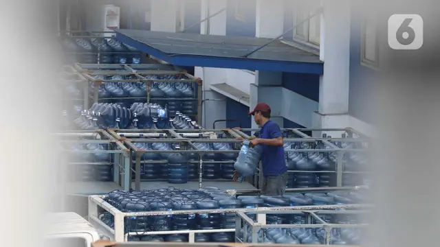 Lindungi Konsumen, Kemendag Ingatkan Produsen AMDK soal Higienitas Produk