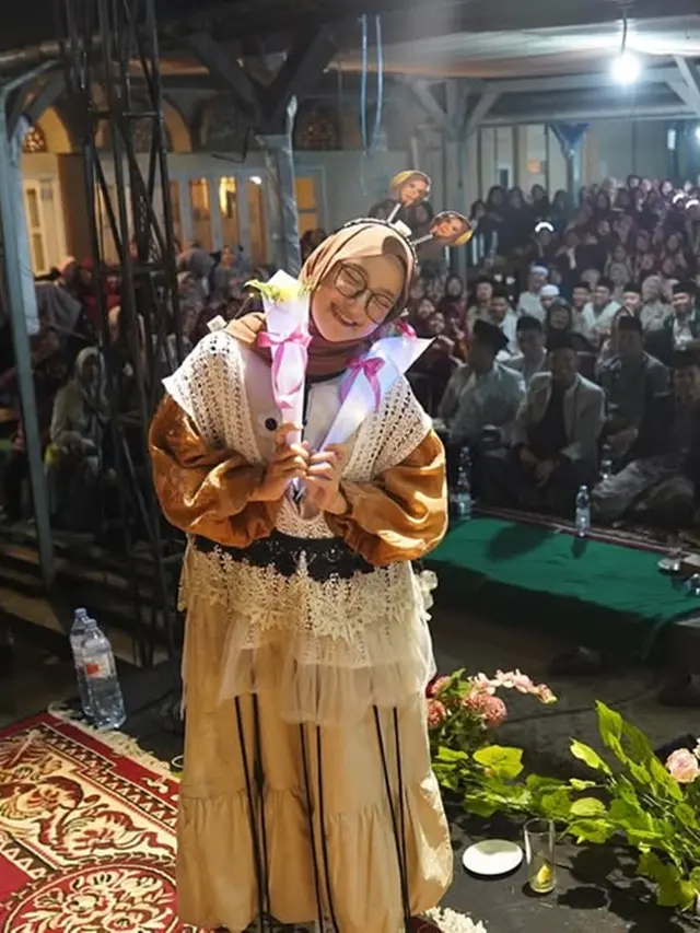 5 Potret Terbaru Nissa Sabyan Pakai Gamis Ini Jadi Sorotan, Diterpa Isu Hamil