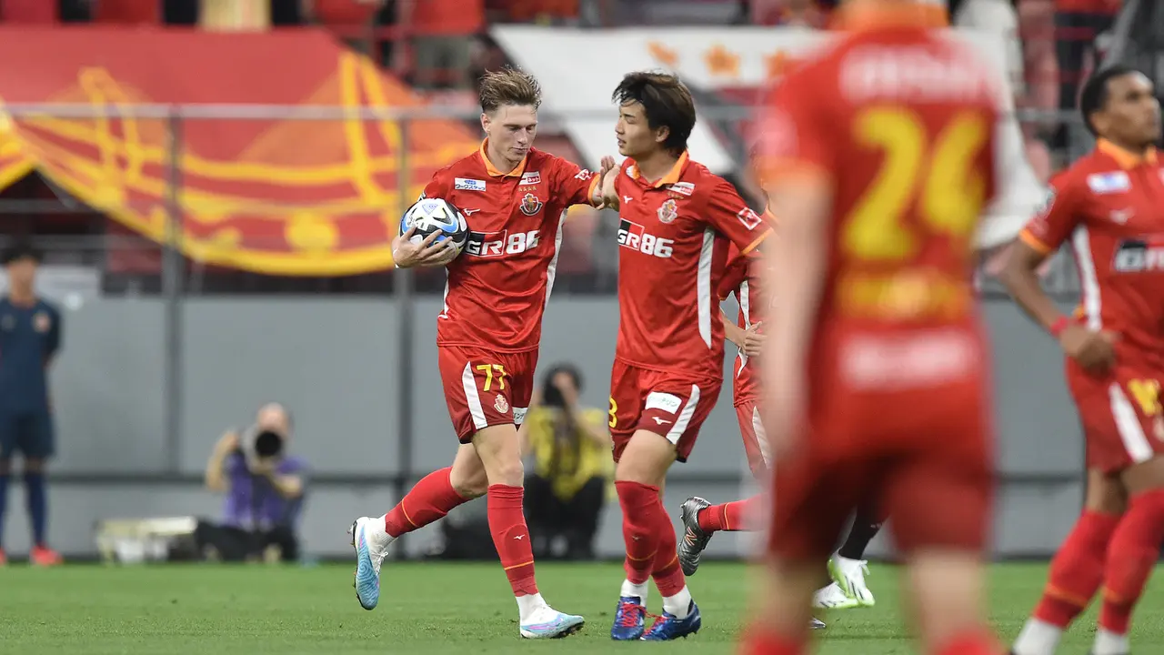 Foto: Menanti Ketajaman Kasper Junker setelah Dipermanenkan Nagoya Grampus di J1 League 2024