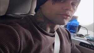 Influencer Kolombia,  Yeferson Cossio berulah dengan membuat prank kentut di pesawat. (dok. Instagram Story @yefersoncossio)