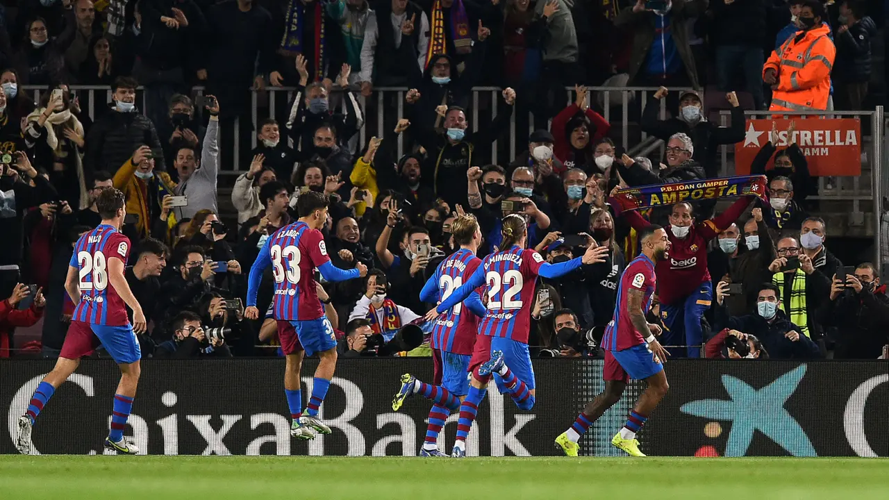 Foto: Debut Manis Xavi Sebagai Pelatih Barcelona, Menang Tipis Atas Espanyol