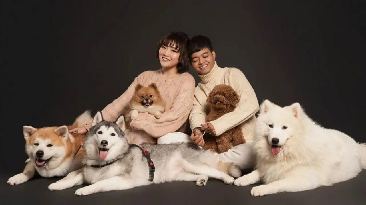Potret Prewedding Reza Arap dan Wendy Bersama Anjing Lucu dan Menggemaskan