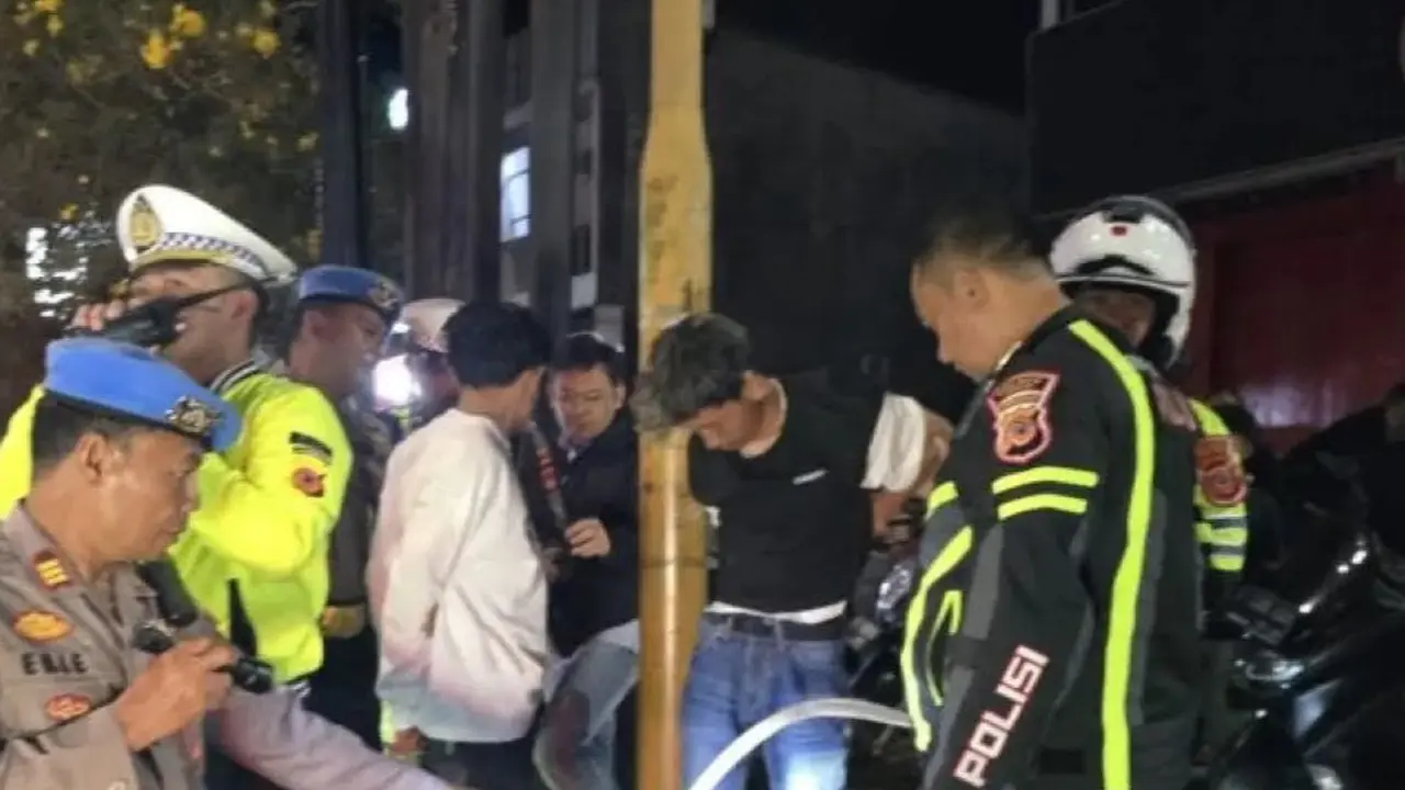 Polres Cianjur tilang pengendara motor dengan knalpot brong