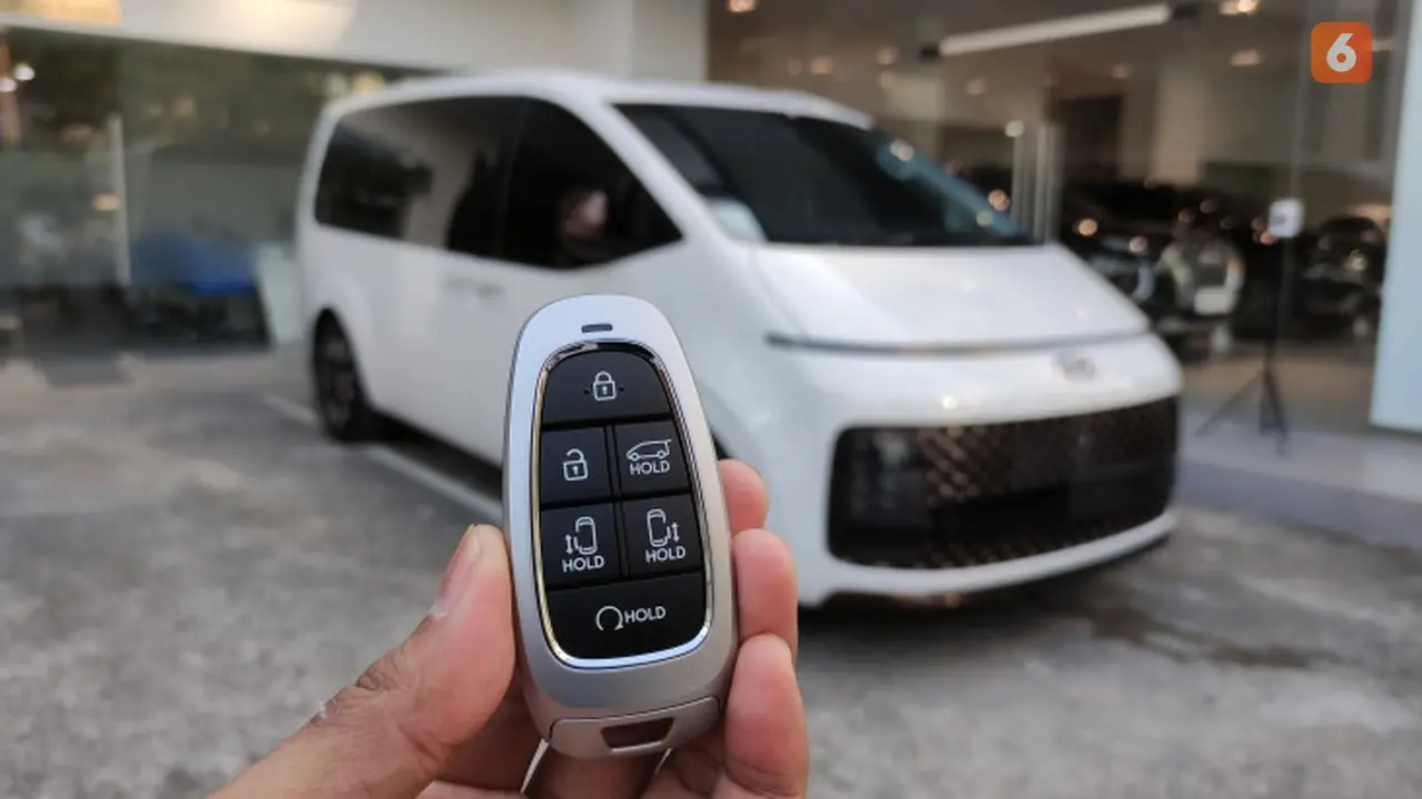 Hyundai Staria
