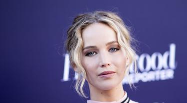 Jennifer Lawrence Dapat Bayaran Lebih Besar Daripada Chris Pratt