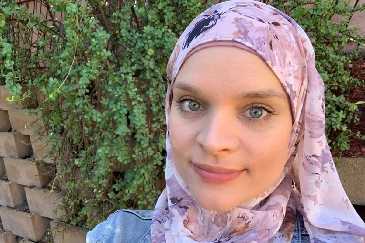 Zahra Fielding, wanita Australia yang menemukan Islam via gim online. (Dokumentasi pribadi)