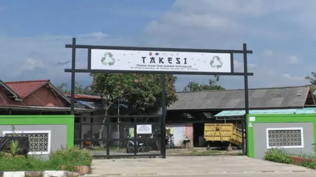 Takesi (Taman Kreasi Olah Sampah Terintegrasi).