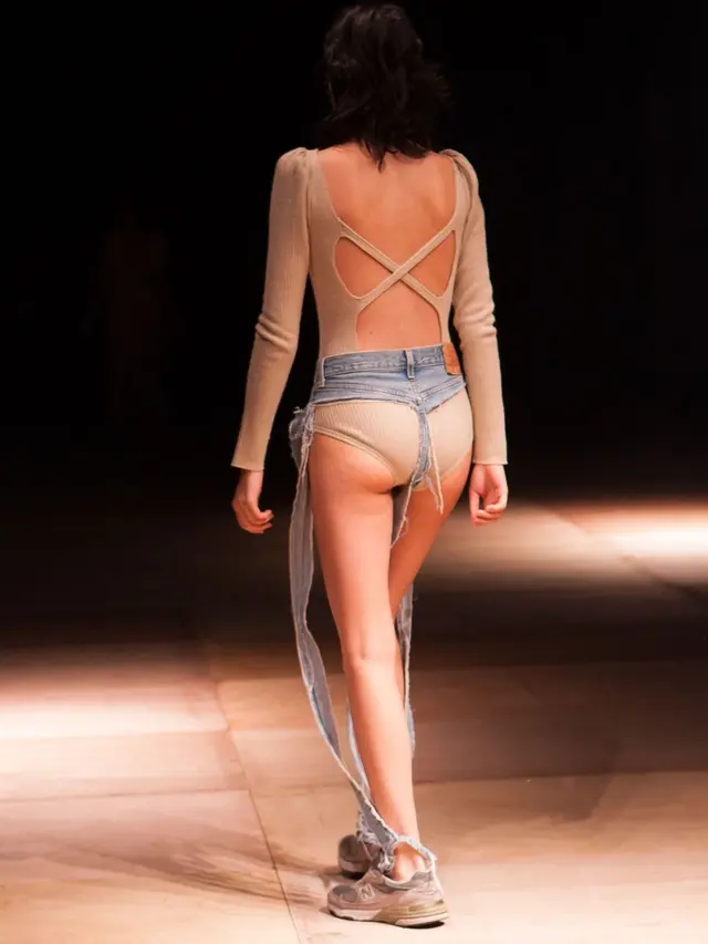 [Bintang] Fashion Item Unik