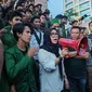 Ketua DPRD Sulsel Ina Kartika Sari saat menerima aspirasi massa aksi (Liputan6.com/Fauzan)