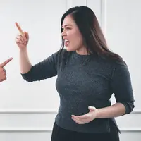 Cancer lebih mengutamakan perasaan, sedangkan Aries dikenal blak-blakan. Perbedaan ini kerap menjadi tantangan dalam hubungan mereka. (Foto/Dok: Pexels)